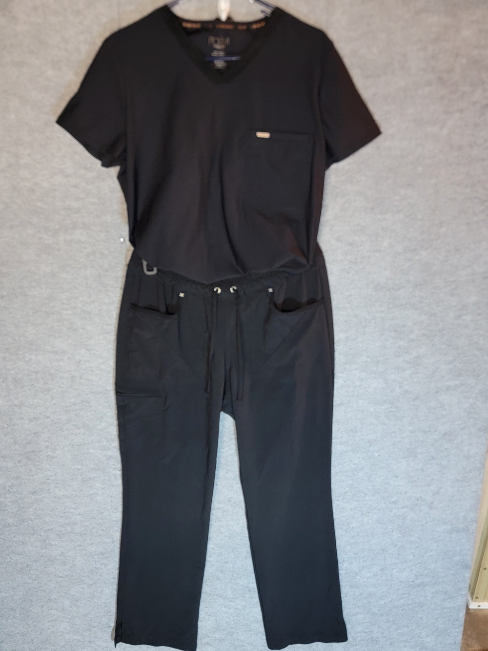 Cherokee Scrubs Set Size Medium In Black